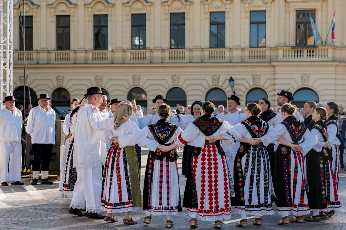 U Vukovaru uspješno održan 8. festival „SVI zaJEDNO HRVATSKO NAJ”