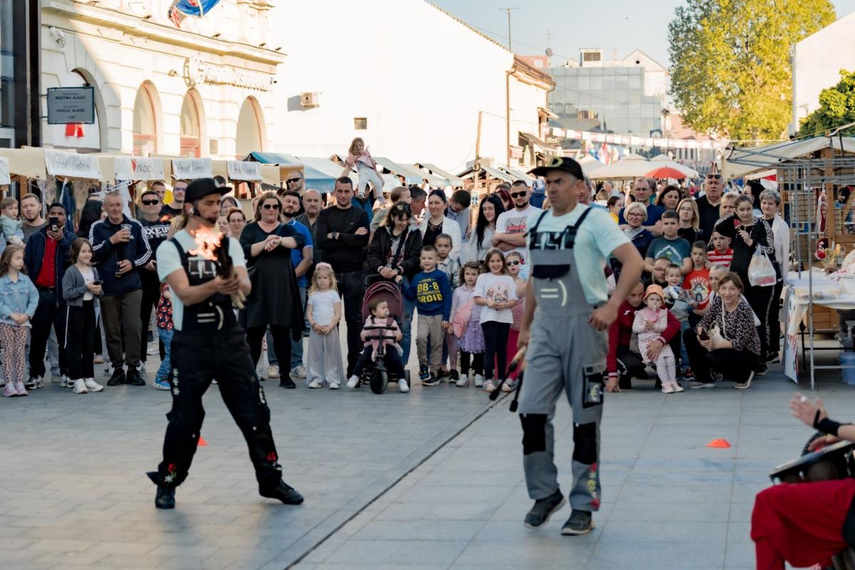 U Vukovaru uspješno održan 8. festival „SVI zaJEDNO HRVATSKO NAJ”