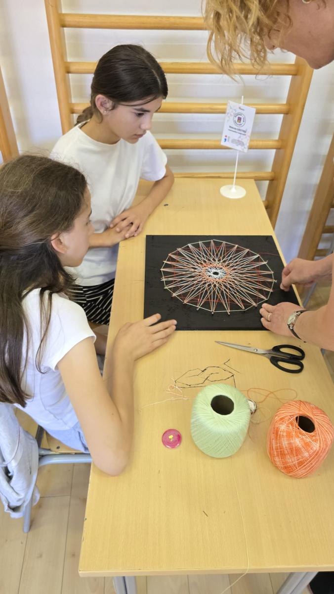 MatemA(R)Tika u OŠ Vrpolje: matematika, umjetnost i hrvatska čipka u rukama učenika