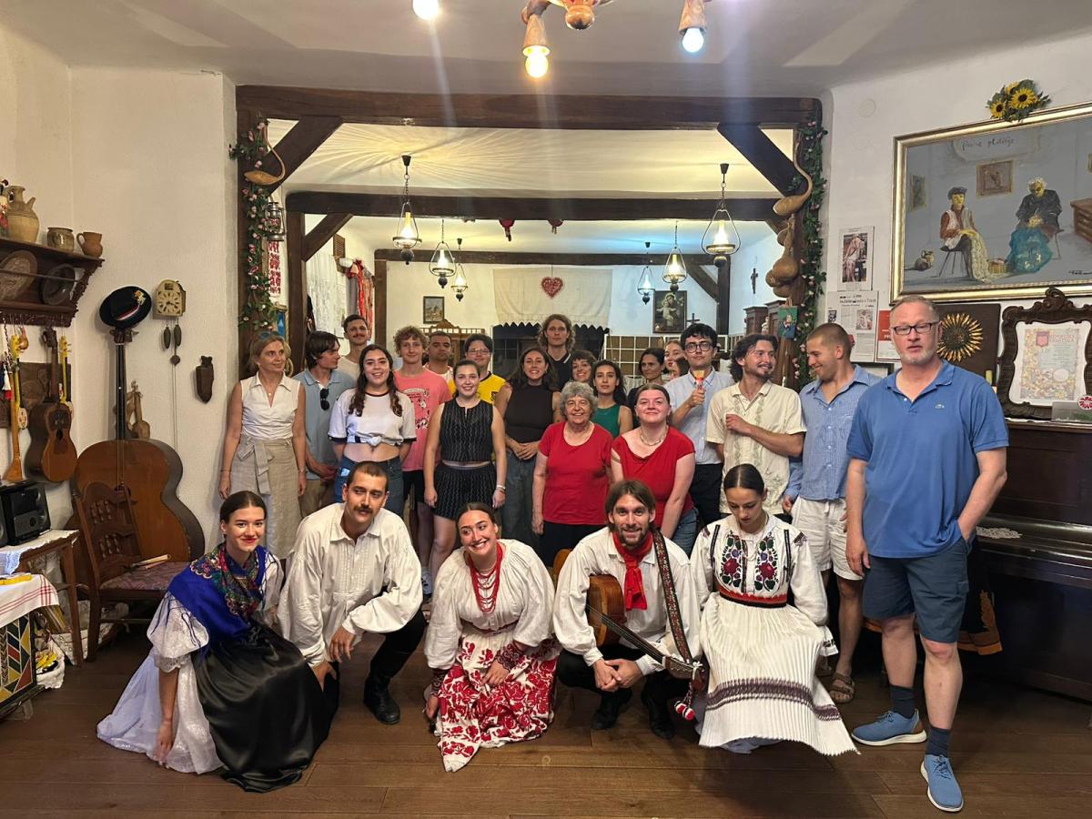 Sveučilišna škola hrvatskoga jezika i kulture