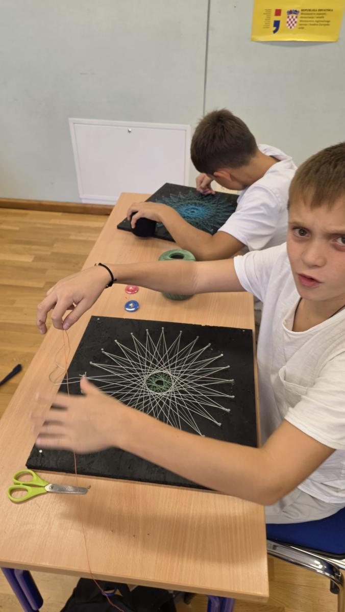 MatemA(R)Tika u Smokvici: matematika, umjetnost i čipka u otočnom okruženju