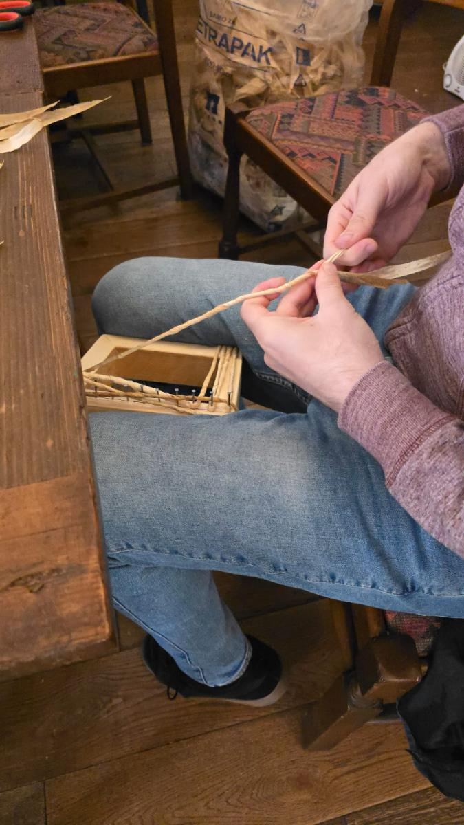 Radionica izrade predmeta od komušine powered by #JANAF