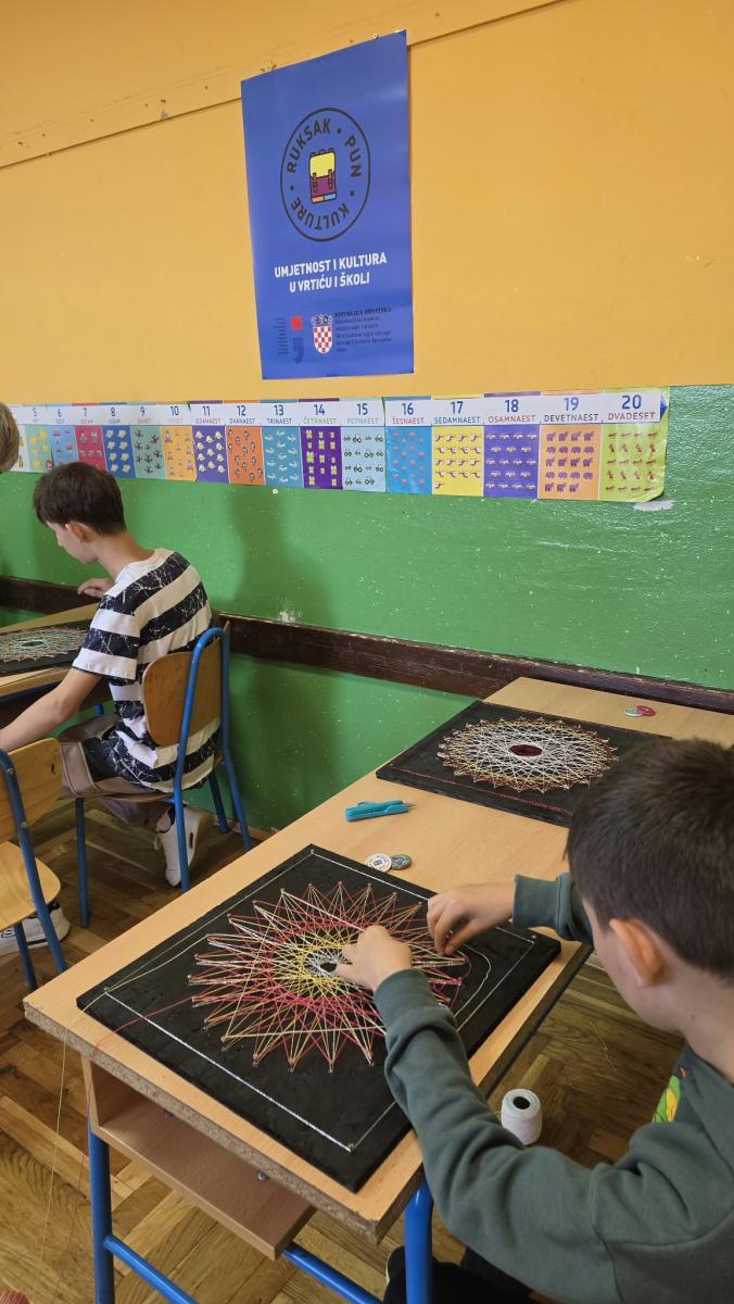 MatemA(R)Tika u Trnovitičkom Popovcu: kada matematika postane umjetnost