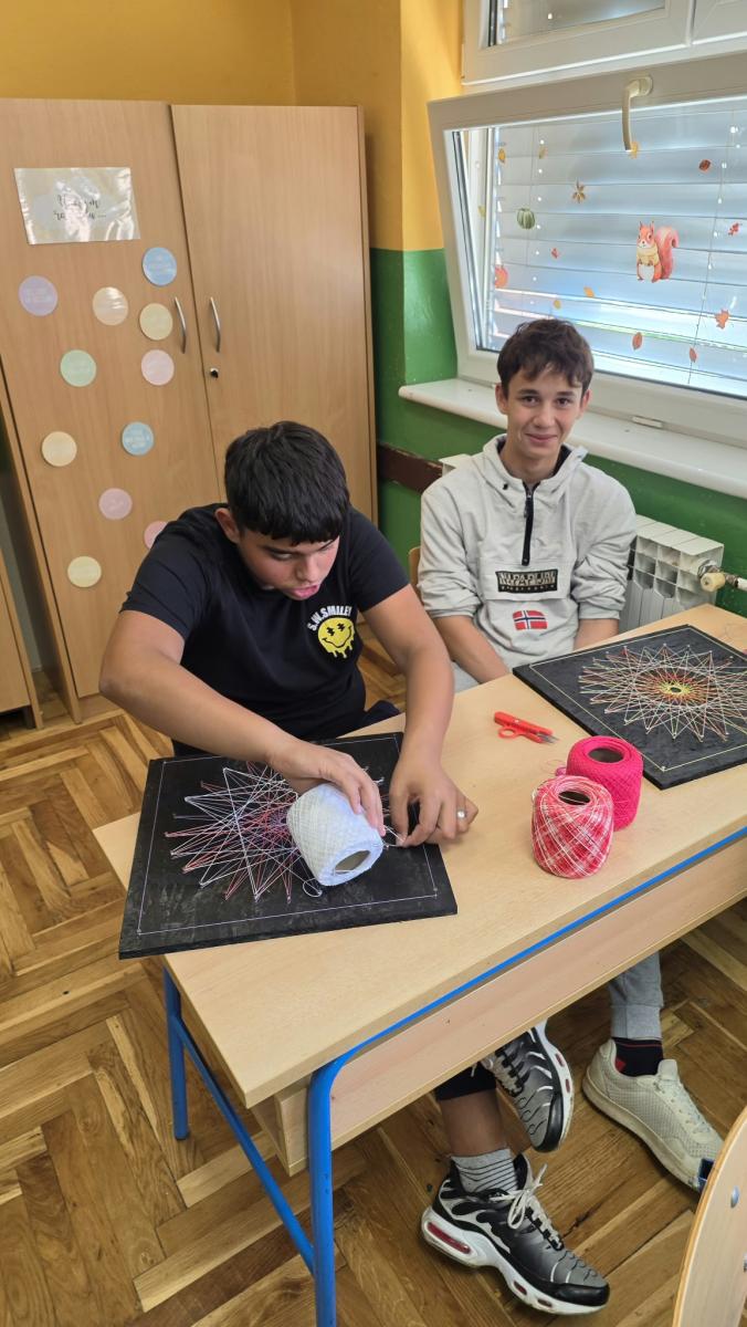 MatemA(R)Tika u Trnovitičkom Popovcu: kada matematika postane umjetnost